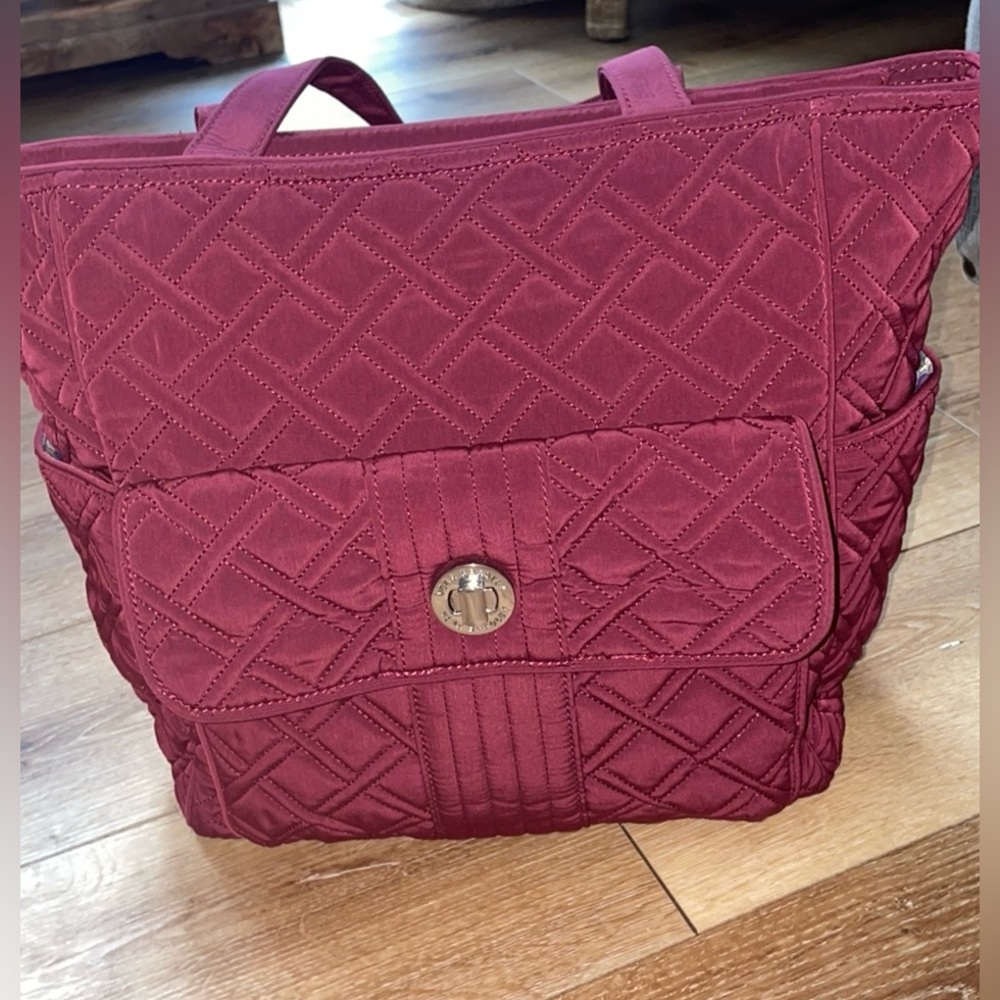 Vera Bradley RAISIN TABLET TOTE Retired Quilted  Large Travel Zip Shoulder